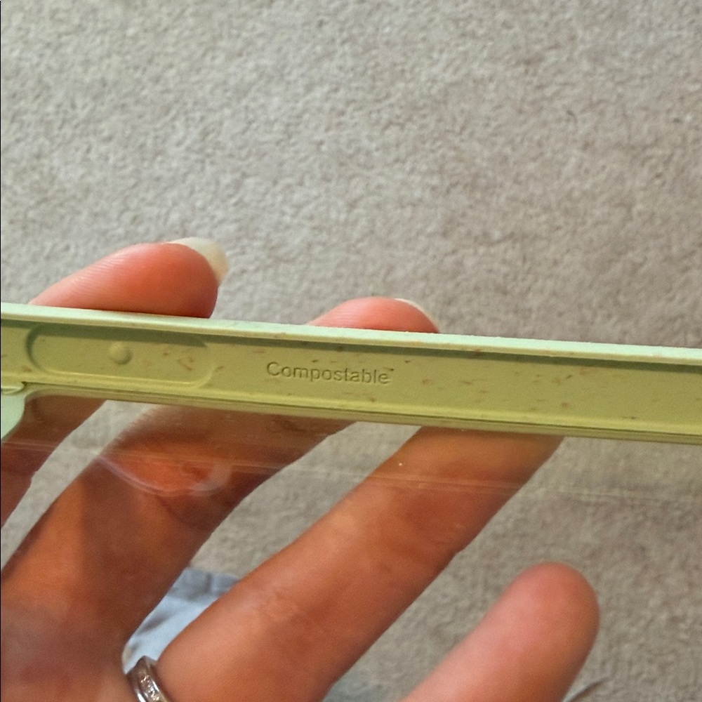 Pela Case iPhone 15 Pro Max - Picture 3 of 4